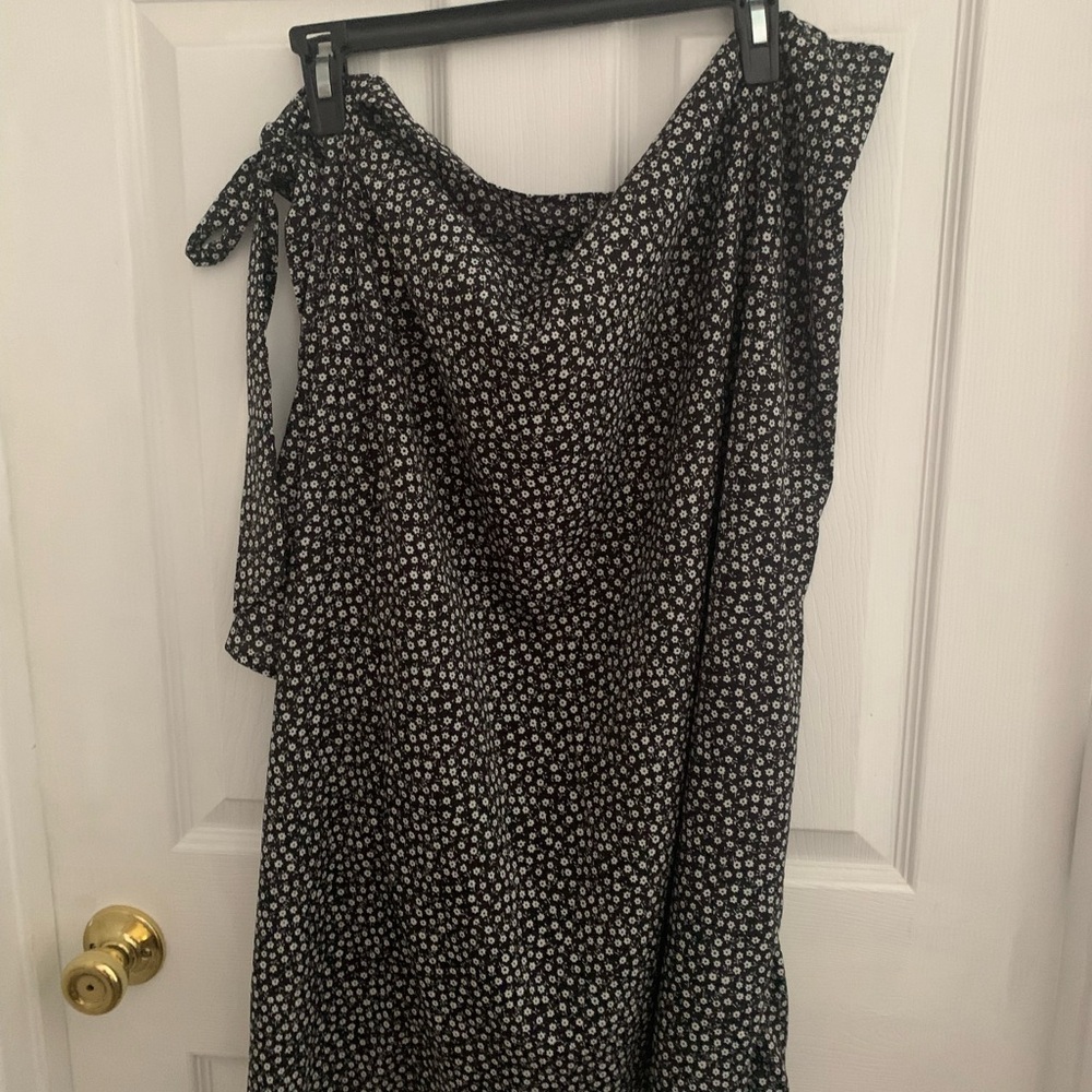 SHEIN Monochrome Floral Midi Skirt